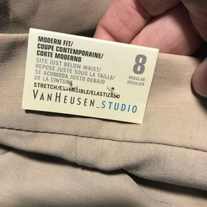 Van Heusen Modern Fit Pants, Size 8